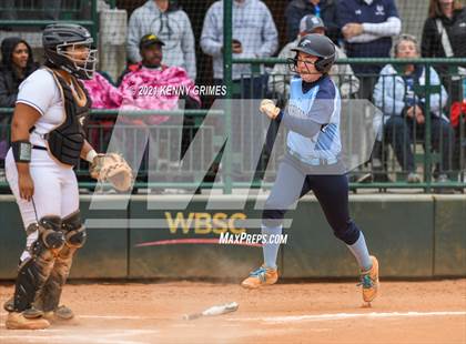 Thumbnail 1 in Dacula vs. Pope photogallery.