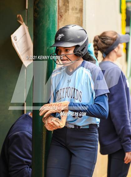 Thumbnail 3 in Dacula vs. Pope photogallery.
