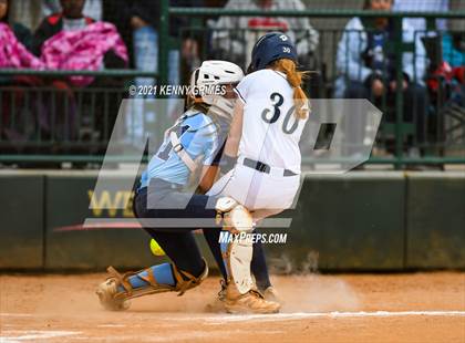 Thumbnail 2 in Dacula vs. Pope photogallery.