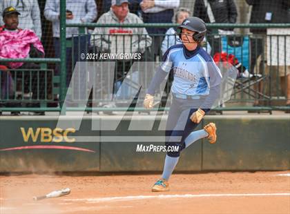 Thumbnail 3 in Dacula vs. Pope photogallery.