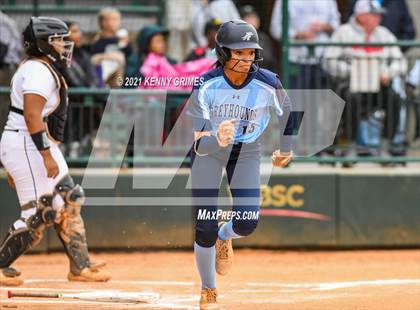 Thumbnail 2 in Dacula vs. Pope photogallery.