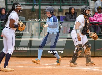 Thumbnail 3 in Dacula vs. Pope photogallery.