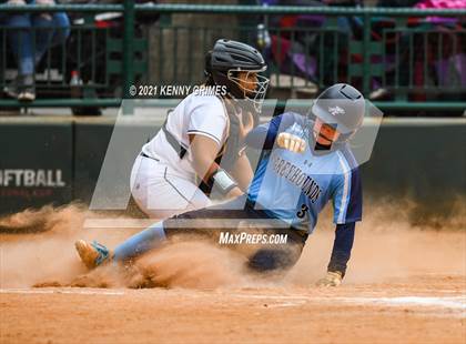 Thumbnail 2 in Dacula vs. Pope photogallery.