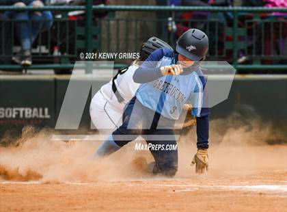 Thumbnail 3 in Dacula vs. Pope photogallery.