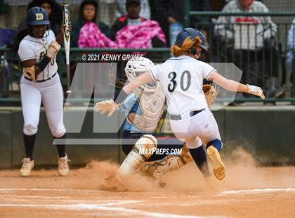 Thumbnail 1 in Dacula vs. Pope photogallery.