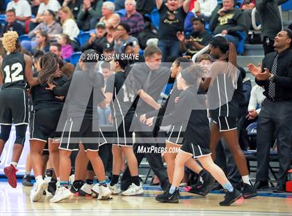 Thumbnail 2 in Franklin vs Central (MIAA Division 1 Semifinal) photogallery.
