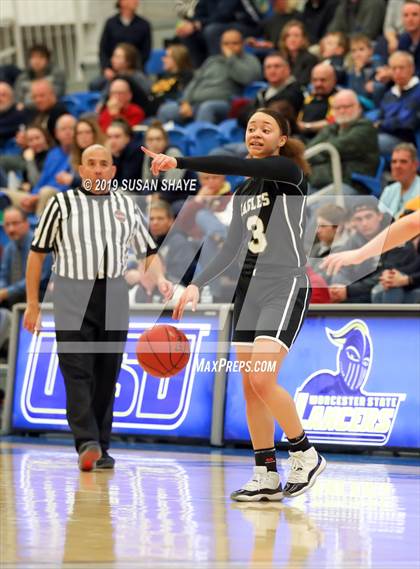 Thumbnail 1 in Franklin vs Central (MIAA Division 1 Semifinal) photogallery.
