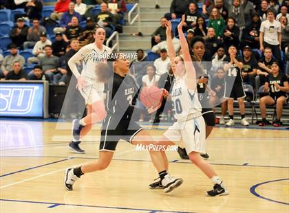 Thumbnail 3 in Franklin vs Central (MIAA Division 1 Semifinal) photogallery.