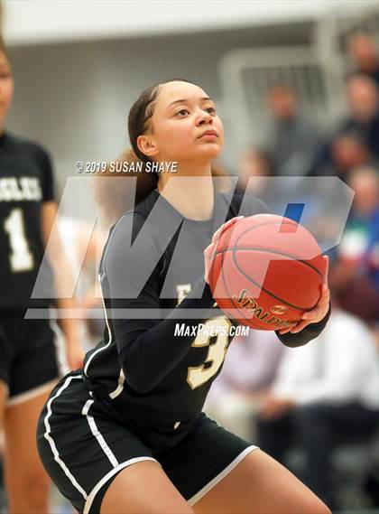 Thumbnail 3 in Franklin vs Central (MIAA Division 1 Semifinal) photogallery.