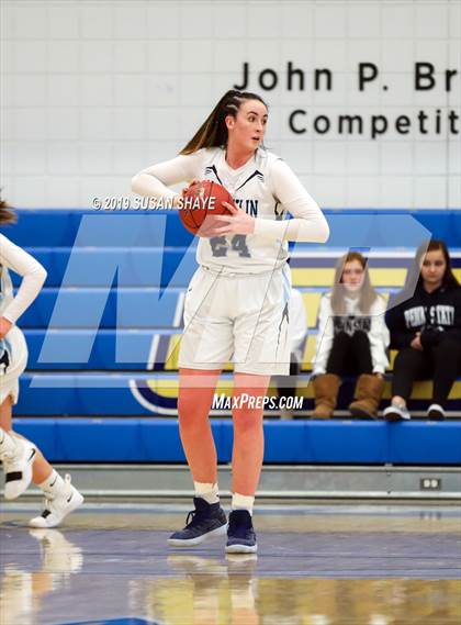 Thumbnail 2 in Franklin vs Central (MIAA Division 1 Semifinal) photogallery.