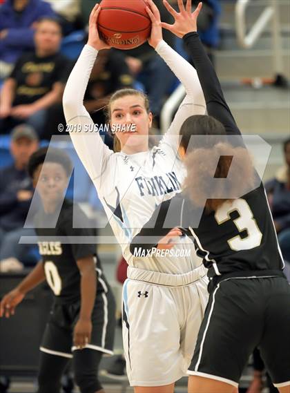Thumbnail 1 in Franklin vs Central (MIAA Division 1 Semifinal) photogallery.