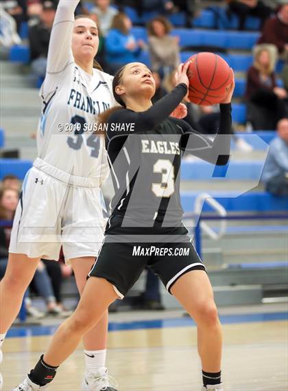 Thumbnail 2 in Franklin vs Central (MIAA Division 1 Semifinal) photogallery.