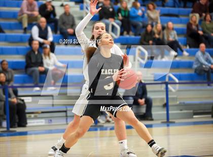 Thumbnail 1 in Franklin vs Central (MIAA Division 1 Semifinal) photogallery.