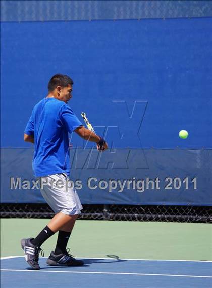 Thumbnail 3 in NYSPHSAA Boys Tennis Championships (Round 1) photogallery.