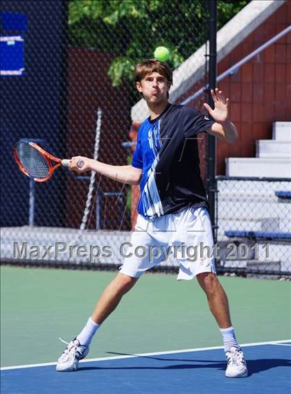 Thumbnail 1 in NYSPHSAA Boys Tennis Championships (Round 1) photogallery.
