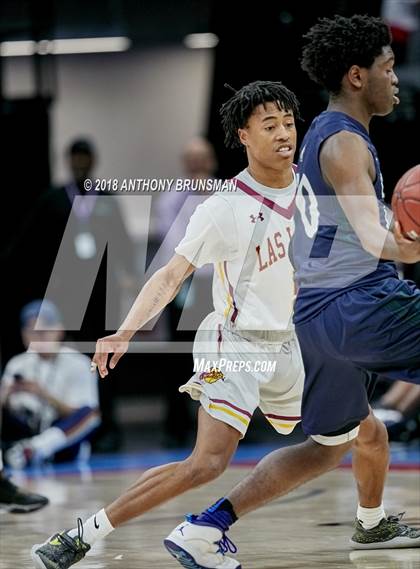 Thumbnail 2 in Chino Hills vs. Las Lomas (CIF State D1 Final) photogallery.