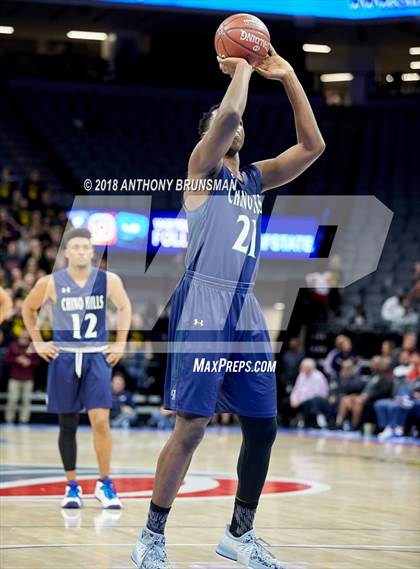 Thumbnail 3 in Chino Hills vs. Las Lomas (CIF State D1 Final) photogallery.