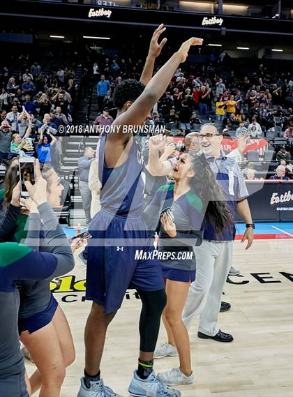 Thumbnail 3 in Chino Hills vs. Las Lomas (CIF State D1 Final) photogallery.