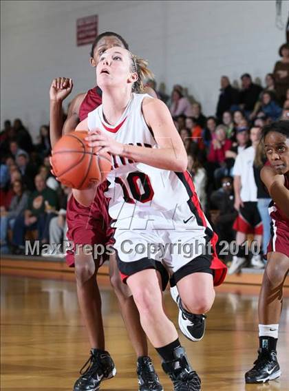 Thumbnail 2 in Oak Ridge @ Maryville (Region 2 AAA Final) photogallery.