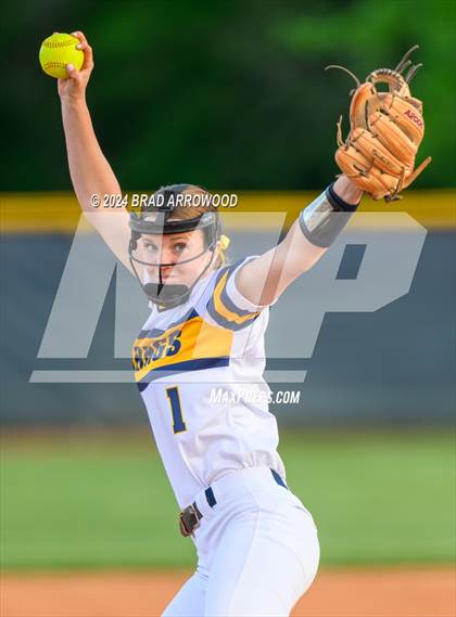 Thumbnail 2 in Mooresville @ South Iredell photogallery.