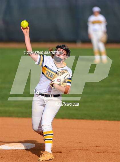 Thumbnail 2 in Mooresville @ South Iredell photogallery.