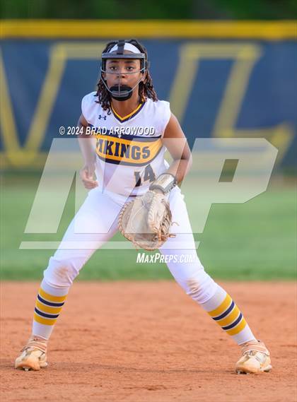 Thumbnail 1 in Mooresville @ South Iredell photogallery.