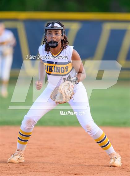Thumbnail 3 in Mooresville @ South Iredell photogallery.