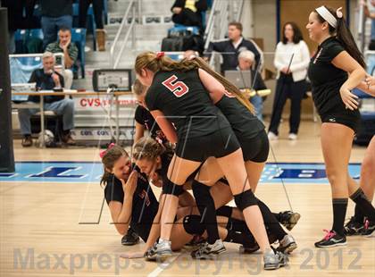 Thumbnail 3 in Exeter-West Greenwich vs. Cranston West (RIIL D2 Final) photogallery.