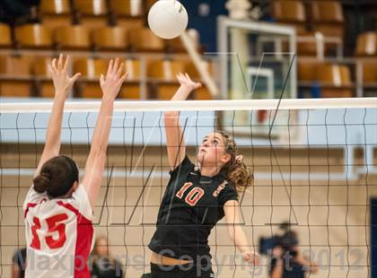 Thumbnail 2 in Exeter-West Greenwich vs. Cranston West (RIIL D2 Final) photogallery.