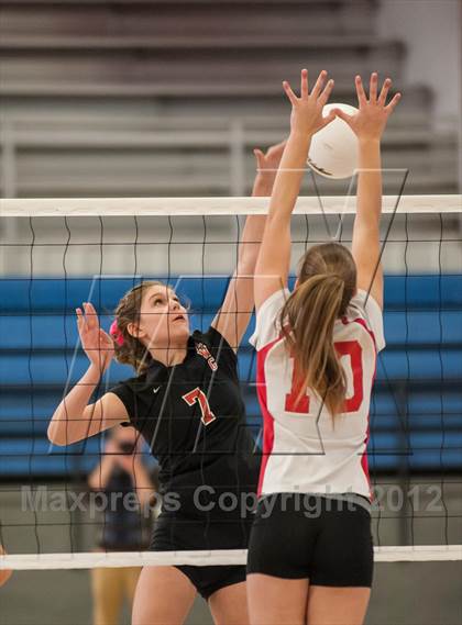 Thumbnail 3 in Exeter-West Greenwich vs. Cranston West (RIIL D2 Final) photogallery.