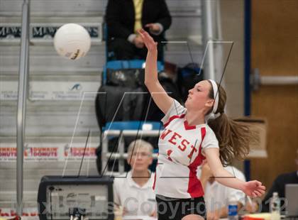 Thumbnail 3 in Exeter-West Greenwich vs. Cranston West (RIIL D2 Final) photogallery.
