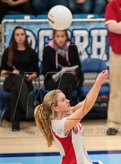 Thumbnail 2 in Exeter-West Greenwich vs. Cranston West (RIIL D2 Final) photogallery.