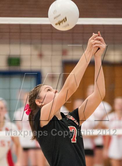 Thumbnail 1 in Exeter-West Greenwich vs. Cranston West (RIIL D2 Final) photogallery.