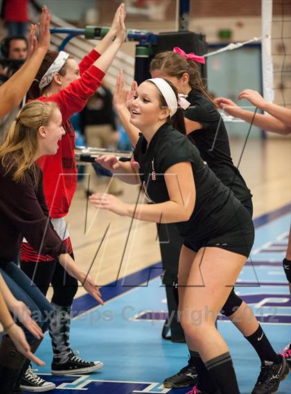 Thumbnail 3 in Exeter-West Greenwich vs. Cranston West (RIIL D2 Final) photogallery.
