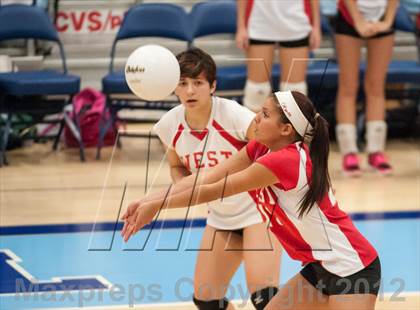 Thumbnail 3 in Exeter-West Greenwich vs. Cranston West (RIIL D2 Final) photogallery.