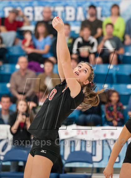 Thumbnail 2 in Exeter-West Greenwich vs. Cranston West (RIIL D2 Final) photogallery.
