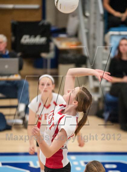 Thumbnail 1 in Exeter-West Greenwich vs. Cranston West (RIIL D2 Final) photogallery.