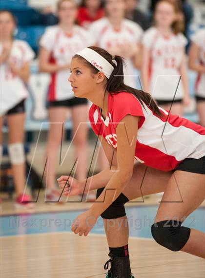 Thumbnail 3 in Exeter-West Greenwich vs. Cranston West (RIIL D2 Final) photogallery.