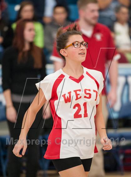 Thumbnail 3 in Exeter-West Greenwich vs. Cranston West (RIIL D2 Final) photogallery.