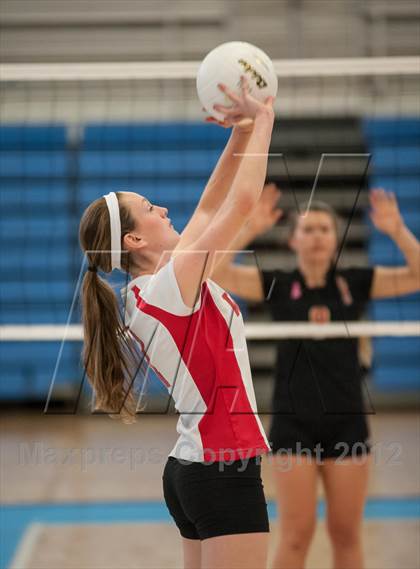 Thumbnail 2 in Exeter-West Greenwich vs. Cranston West (RIIL D2 Final) photogallery.