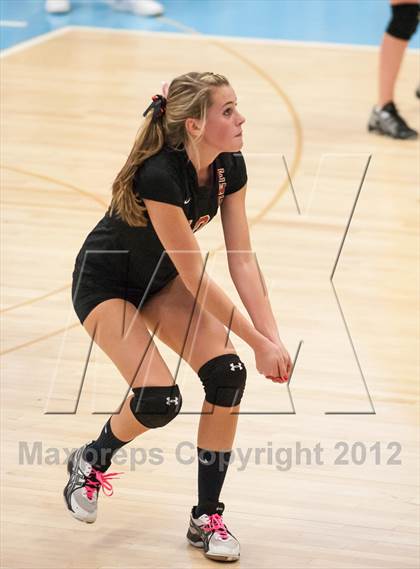 Thumbnail 2 in Exeter-West Greenwich vs. Cranston West (RIIL D2 Final) photogallery.