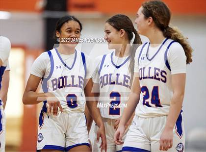 Thumbnail 3 in Mandarin vs Bolles (Battle For the Island) photogallery.