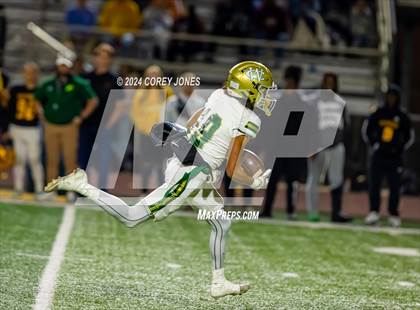 Thumbnail 3 in Ware County vs Perry photogallery.