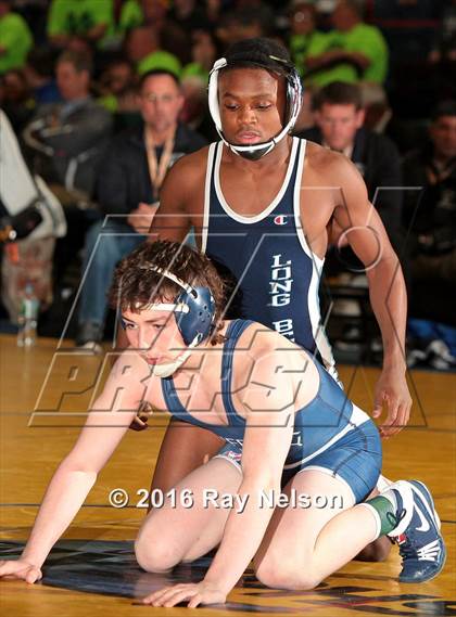 Thumbnail 2 in NYSPHSAA Championships (Division 1 Finals 99-138 LBS) photogallery.
