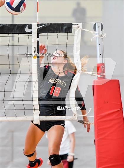 Thumbnail 3 in Cardinal Mooney vs. Millennium (NIKE Tournament of Champions) photogallery.