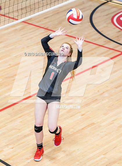 Thumbnail 3 in Cardinal Mooney vs. Millennium (NIKE Tournament of Champions) photogallery.