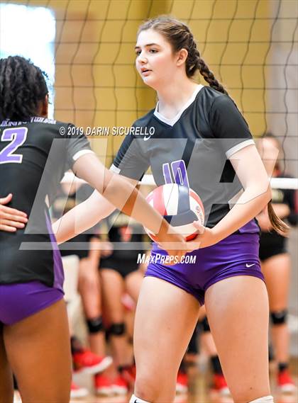 Thumbnail 1 in Cardinal Mooney vs. Millennium (NIKE Tournament of Champions) photogallery.