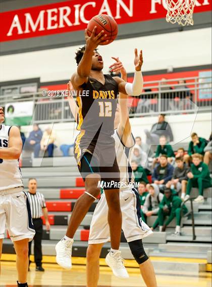 Thumbnail 1 in Davis vs. Corner Canyon (Utah Elite 8) photogallery.