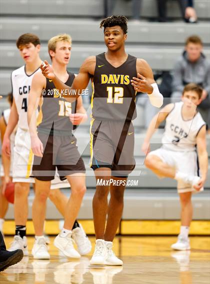 Thumbnail 1 in Davis vs. Corner Canyon (Utah Elite 8) photogallery.