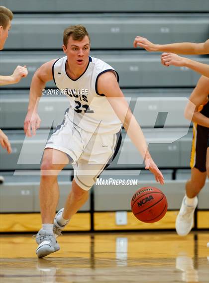 Thumbnail 2 in Davis vs. Corner Canyon (Utah Elite 8) photogallery.